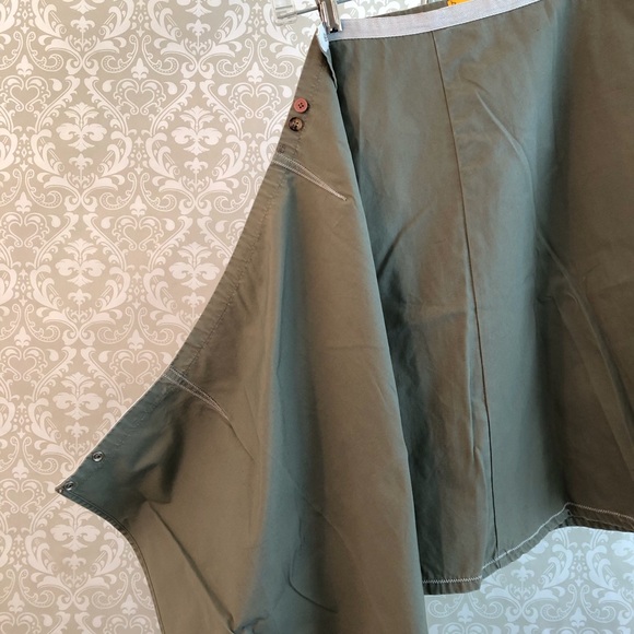 Khaki wrap around skirt with snaps - Picture 6 of 7
